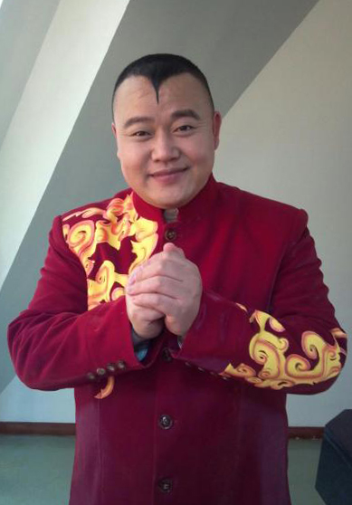 "gnvej1erjv">安冬,汉族,1975年出生于四川成都金堂,中国内地相声演员