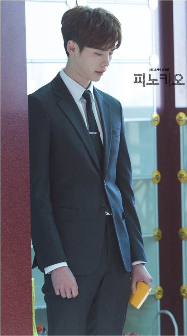  p>李钟硕 i>(         ,lee jong suk) /i>,1989年9月14日出生于京畿