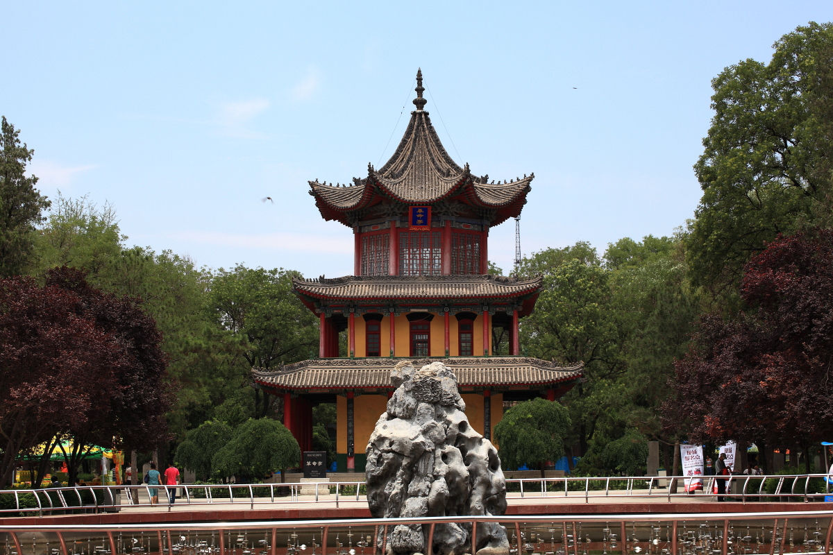  p>西安市革命公园位于陕西省 a href="#" data-lemmaid="1002501">