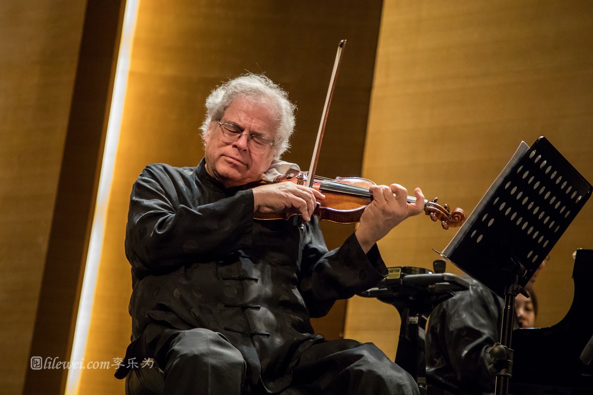  p>伊扎克·帕尔曼(itzhak perlman,1945年8月31日),以色列著名小提琴