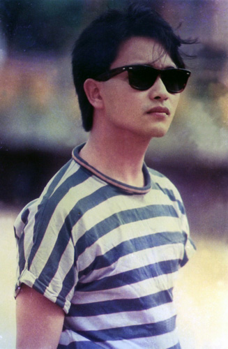  p>张国荣(1956年9月12日-2003年4月1日),出生于香港,中国香港男歌手