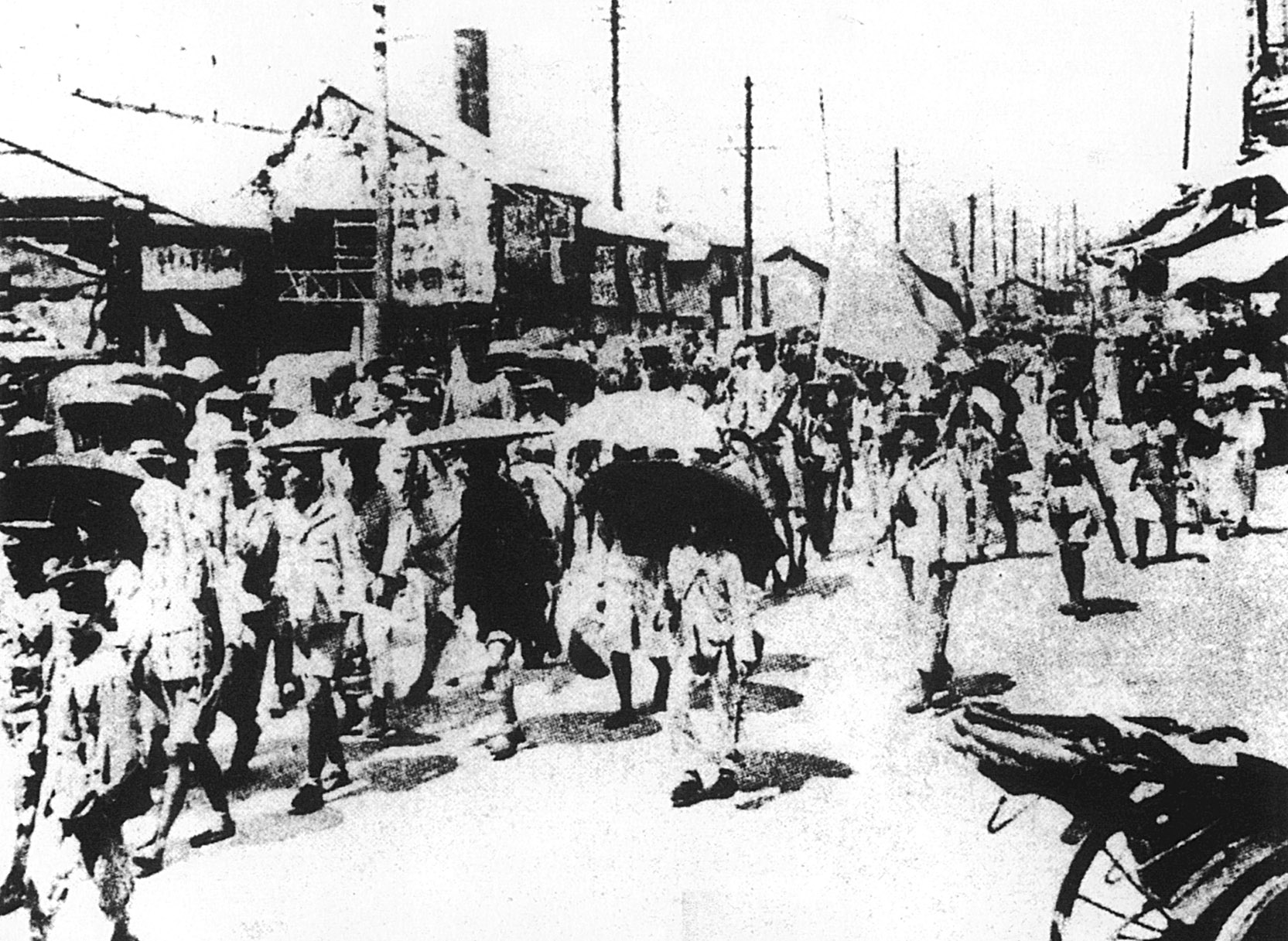 点,孙中山讨伐陈炯明海军司令突然倒戈 ,北伐军回师入粤讨伐陈炯明