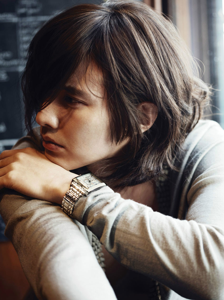  p>元斌(won bin),本名"金道振",1977年11月10日出生于韩国江原道旌善