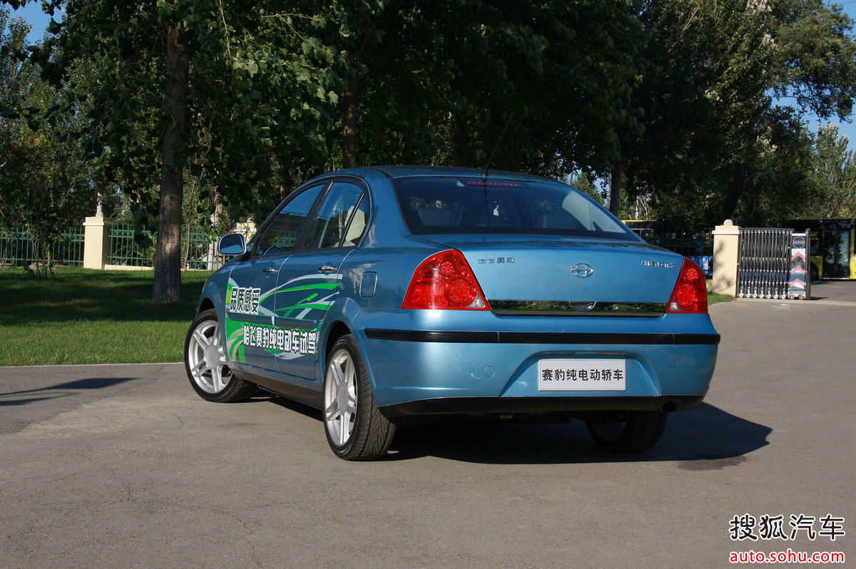 target="_blank" href="/item/哈飞汽车/1265426" data-lemmaid="