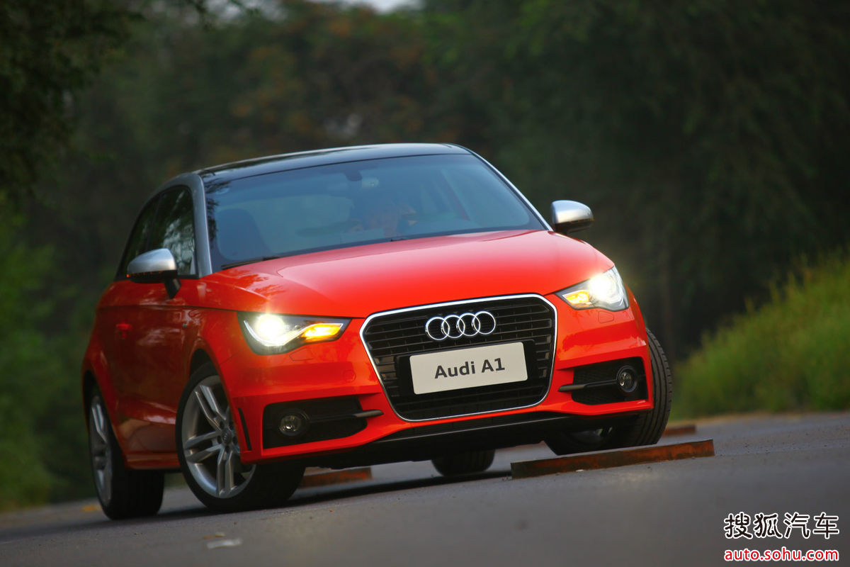  p>奥迪a1是奥迪于2010年3月4日在第80届 a target="_blank" href="