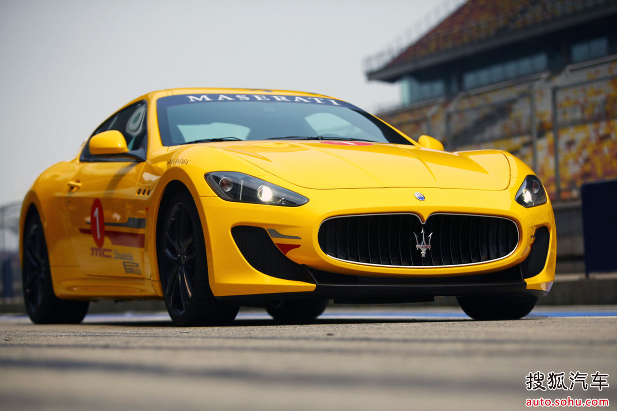  p>玛莎拉蒂gt全称"玛莎拉蒂gran turismo",是一款适合长距离高速行驶