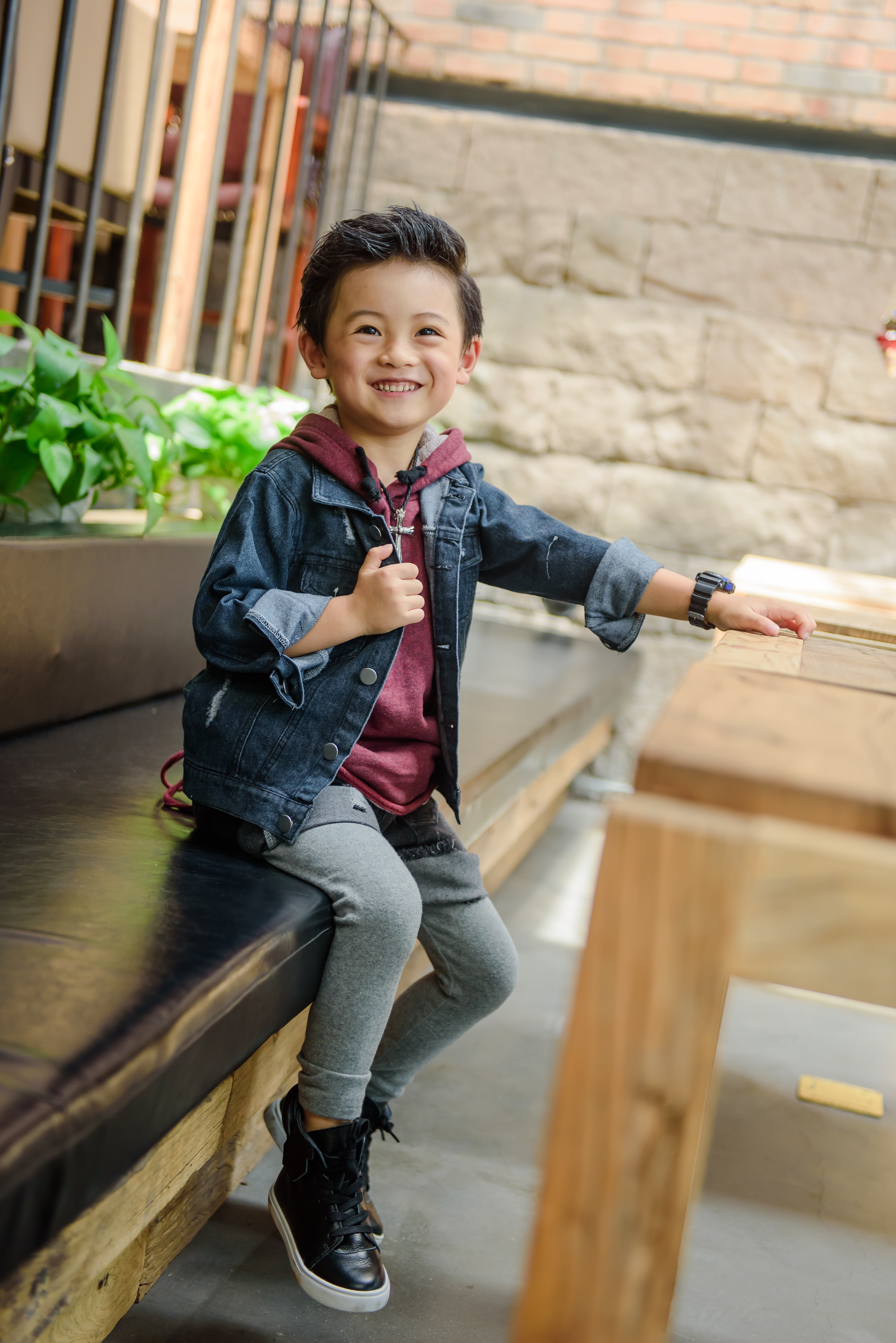 男,2011年1月24日出生于重庆市,童星,中国内地男演员