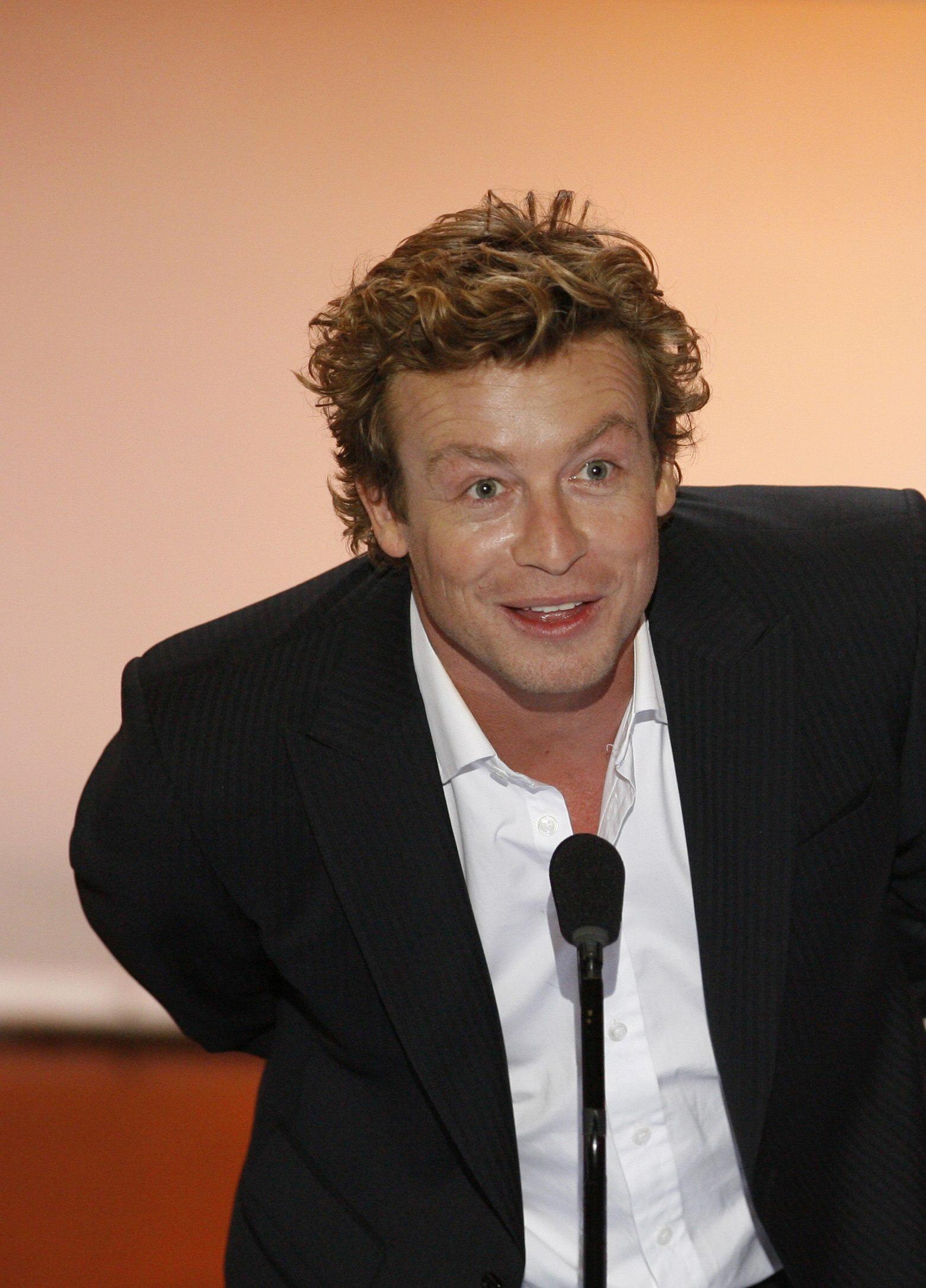  p>西蒙·贝克(simon baker),1969年7月30日出生于澳大利亚塔斯马尼亚