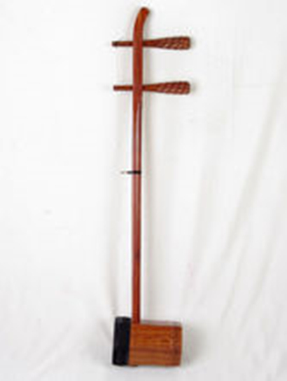 京二胡是中国的传统拉弦乐器,18世纪末,随着中国传统戏曲京剧的形成