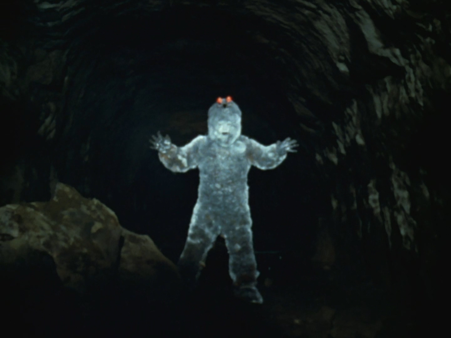  p data-id="go00t63x7m">瓦伊路德星人,日本特摄剧《 a target="