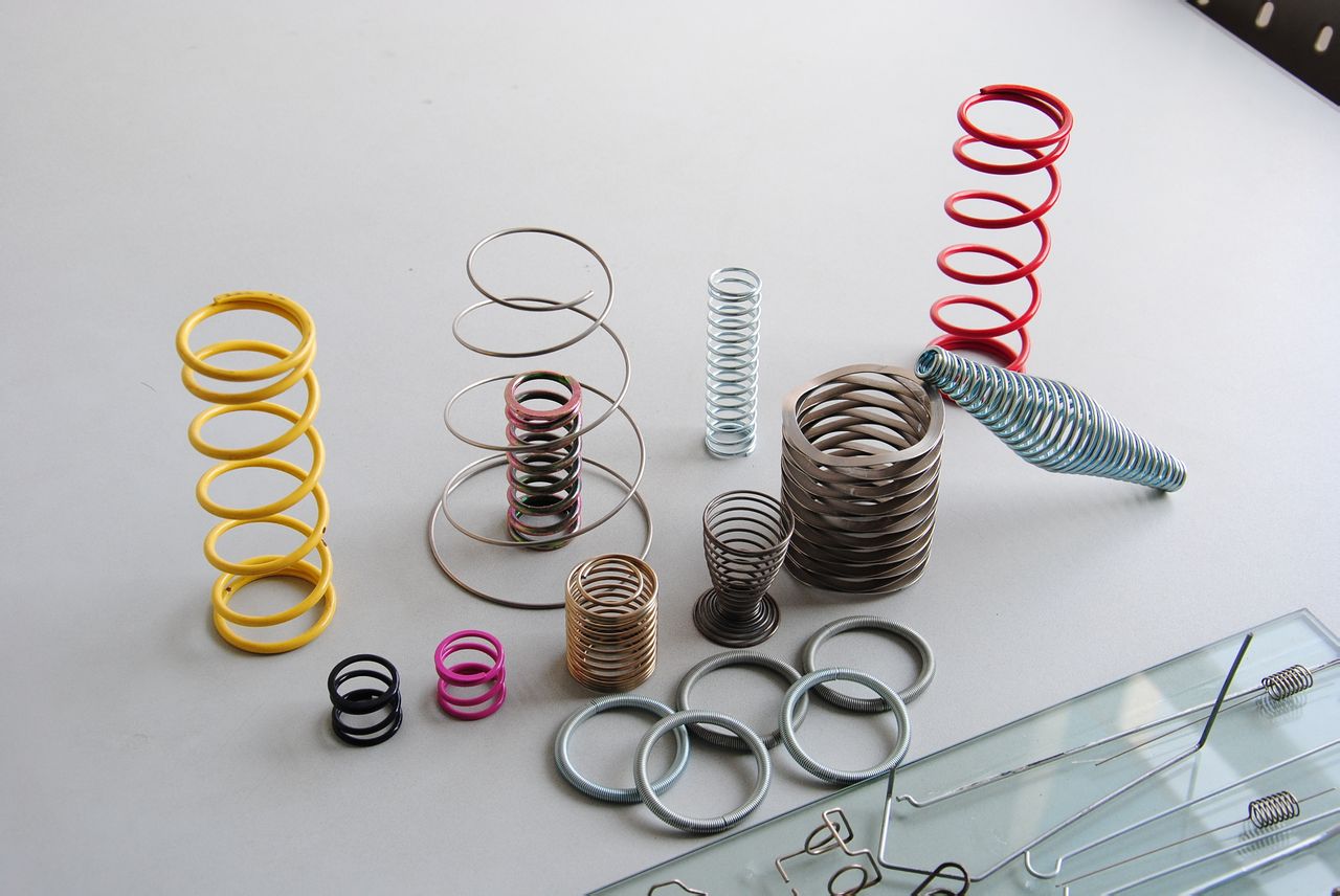 弹簧