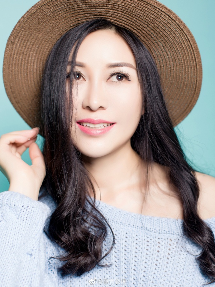  p data-id="go0hi0m86k">寂悸,华语创作型内地女歌手.