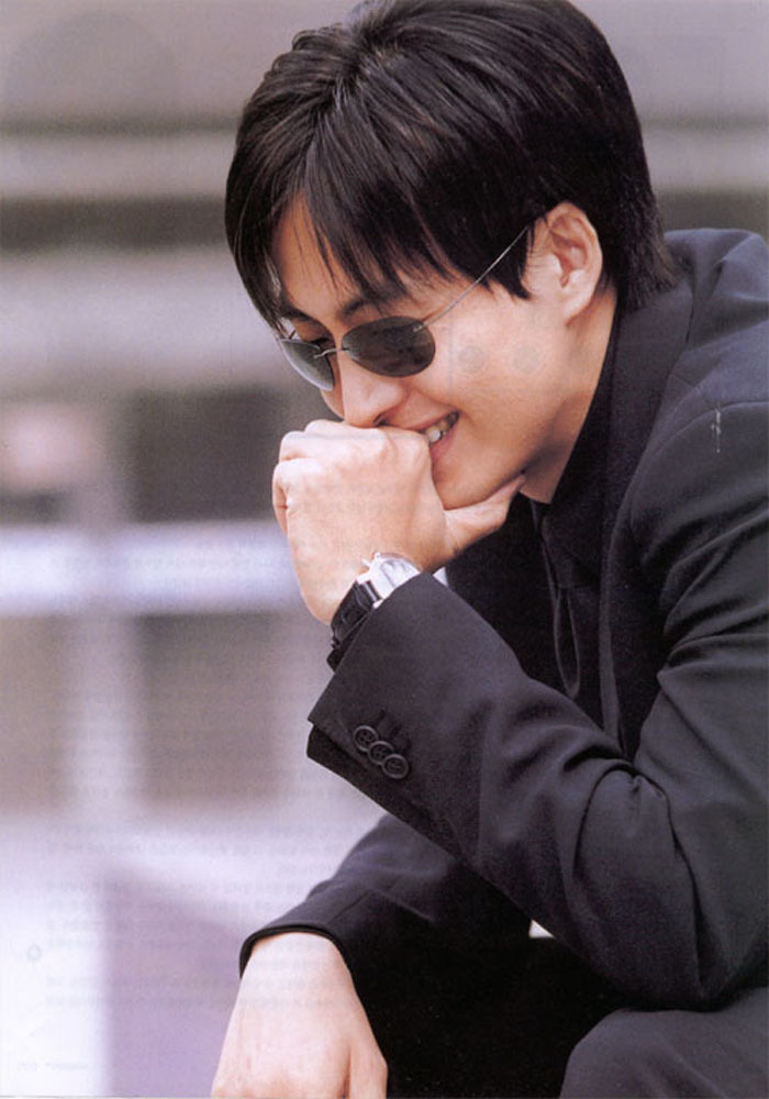  p>裴勇俊(bae yong joon),1972年8月29日出生于首尔,韩国男演员,制作