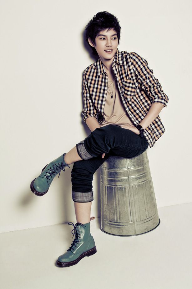  p>李缇娜(tina),1991年2月12日出生于泰国清迈,毕业于 a target="