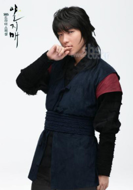 一枝梅；勇儿；李谦头像