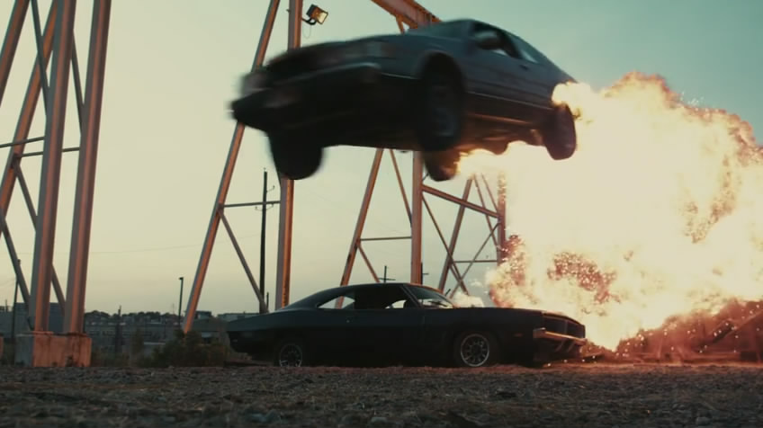  p>《狂暴飞车》是顶峰娱乐2011年上映的一部3d动作电影.