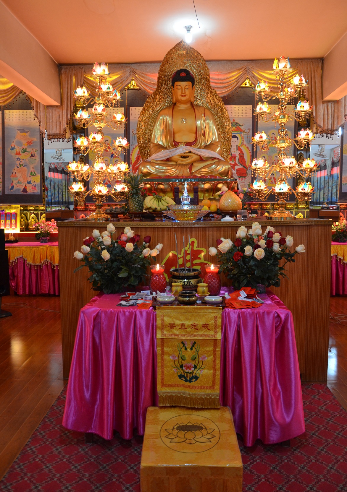  p>三明普照禅寺居士林位于福建省三明市三元区. /p>