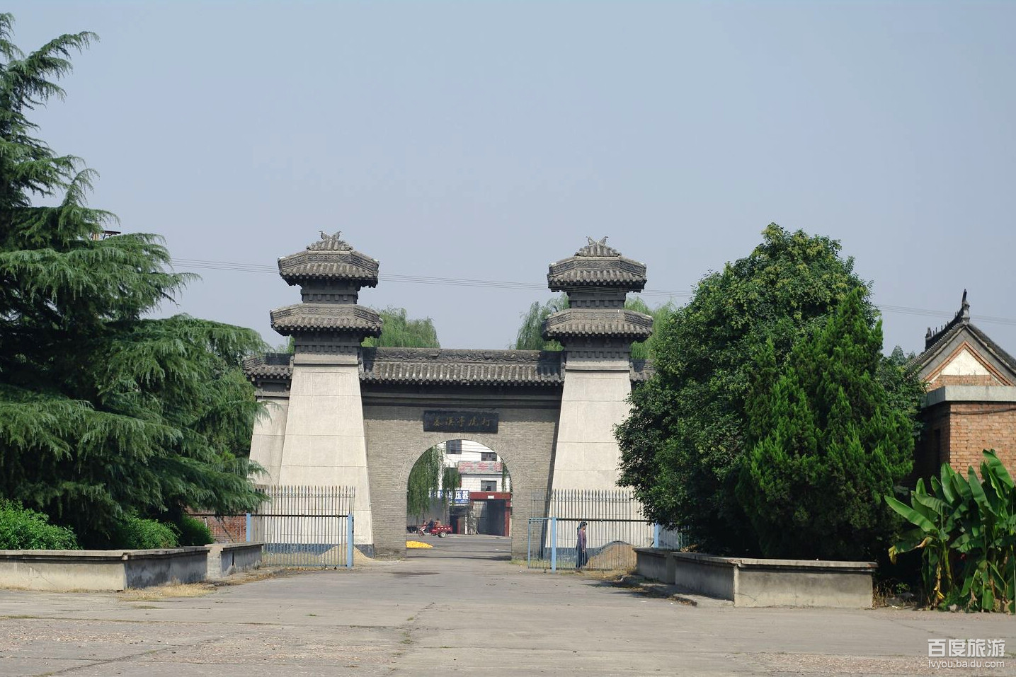  p data-id="gnzlluilkp">打虎亭汉墓,位于中国河南省新密市,是 a