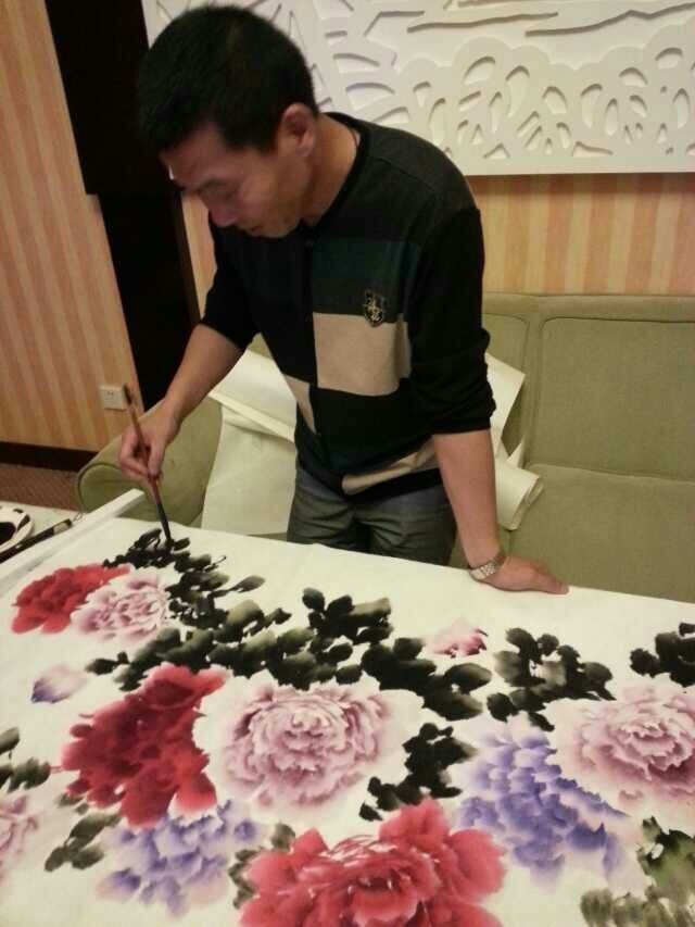  p data-id="gnx8wfczcu">常青,男,汉族,1966年11月生于渭南蒲城.