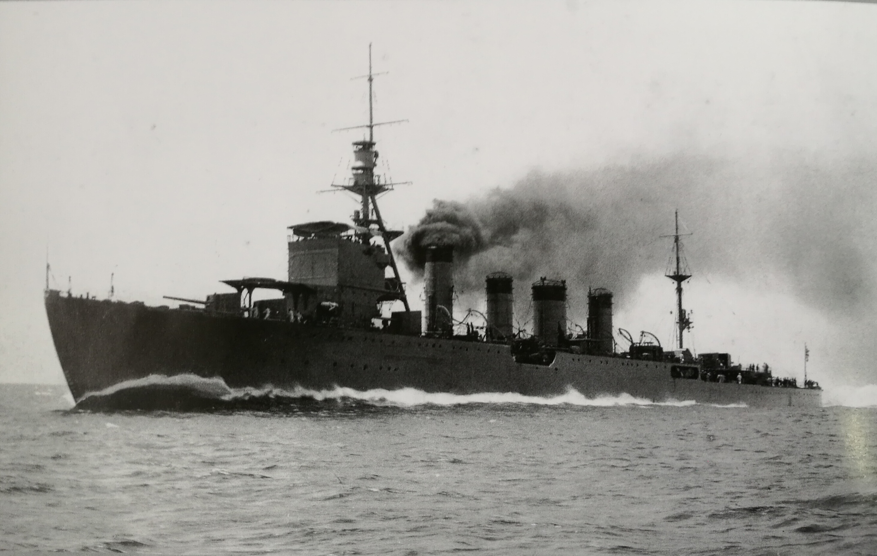 日本川内级轻型巡洋舰