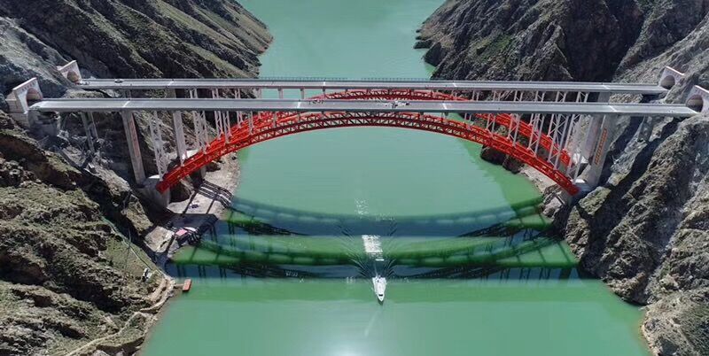  p>苏龙珠黄河特大桥为上承式 a target="_blank" href="/item/钢管