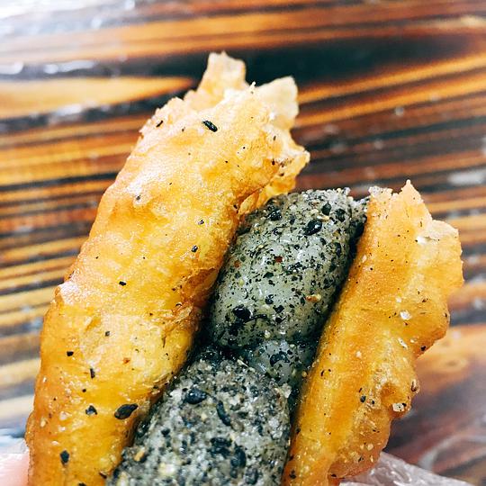 data-lemmaid="1998491">麻子果 /a>包油条