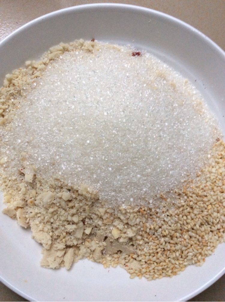  p>钱仔粿,俗称软粿,也称 a href="#">糍耙 /a>粿,是广东潮汕地区传统