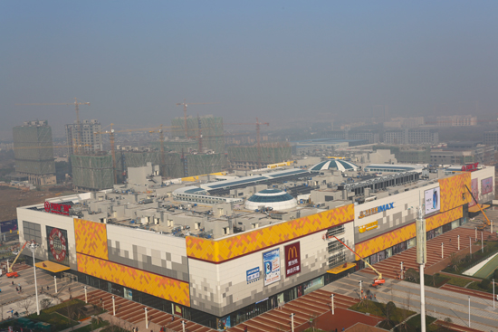 万达广场位于青山湖区京东南大道与解放东路交汇处,江西第九座,南昌第