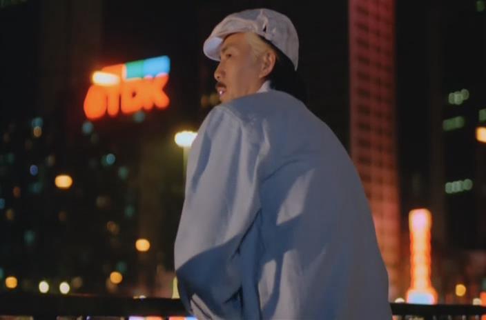 《拳击小子》是由孙仲导演,狄龙,陆剑明,梁婉静等主演的动作电影