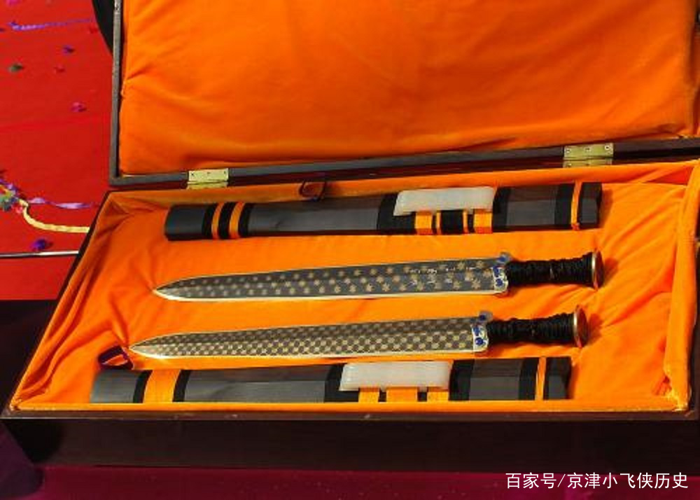 看这三把剑：其中一把在中国历史上非常著名_百科TA说