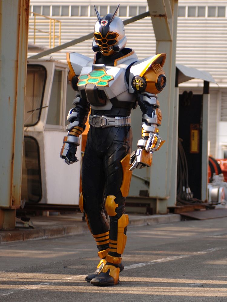 假面骑士thebee