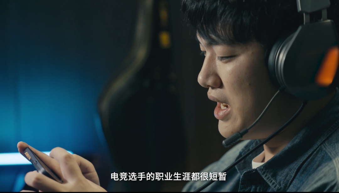 他们对职业的热爱，藏在十万次的努力里_百科TA说