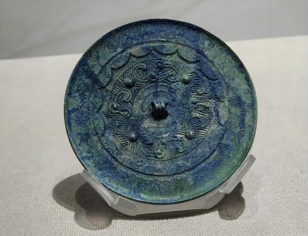 铜镜（中国古代生活用具）_百度百科