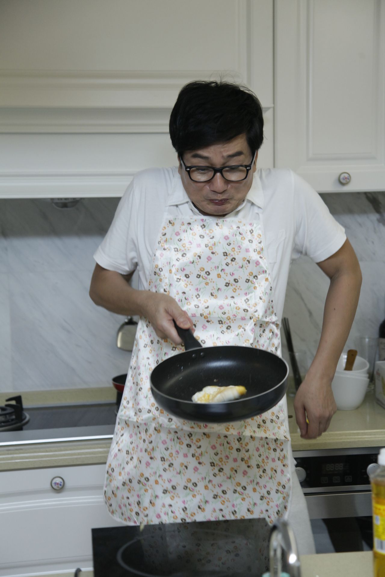  p data-id="gnt7lwbqa4">连晋,原名连伟健,中国 a target="_blank"