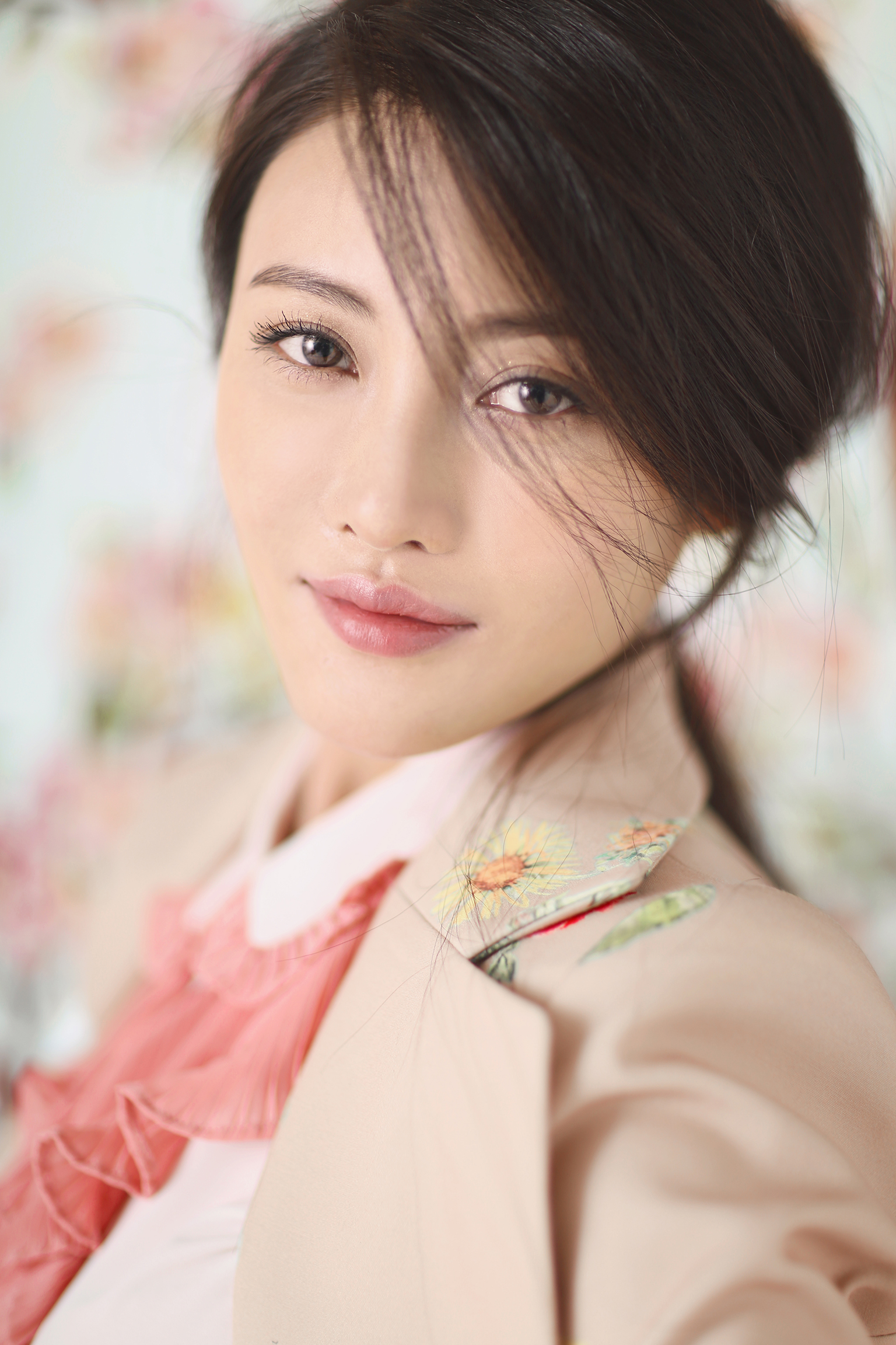  p data-id="gnsom7v2pa">管乐,8月26日出生于江西省,中国内地女演员