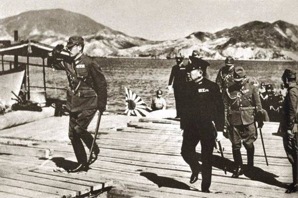 ">十八日战事 /a>, a target="_blank" href="/item/香港保卫战">香港