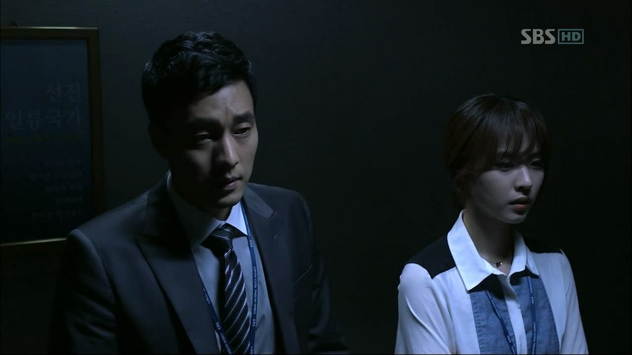  p>《幽灵》是2012年韩国 a href="#" data-lemmaid="30553">sbs /a>