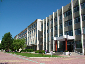 吉林市延吉三中