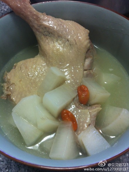 萝卜鸭腿汤