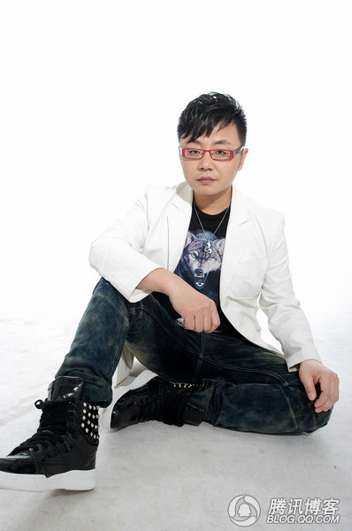  p data-id="gnwfsti5vo">南风,原名姜海龙,中国内地原创歌手.