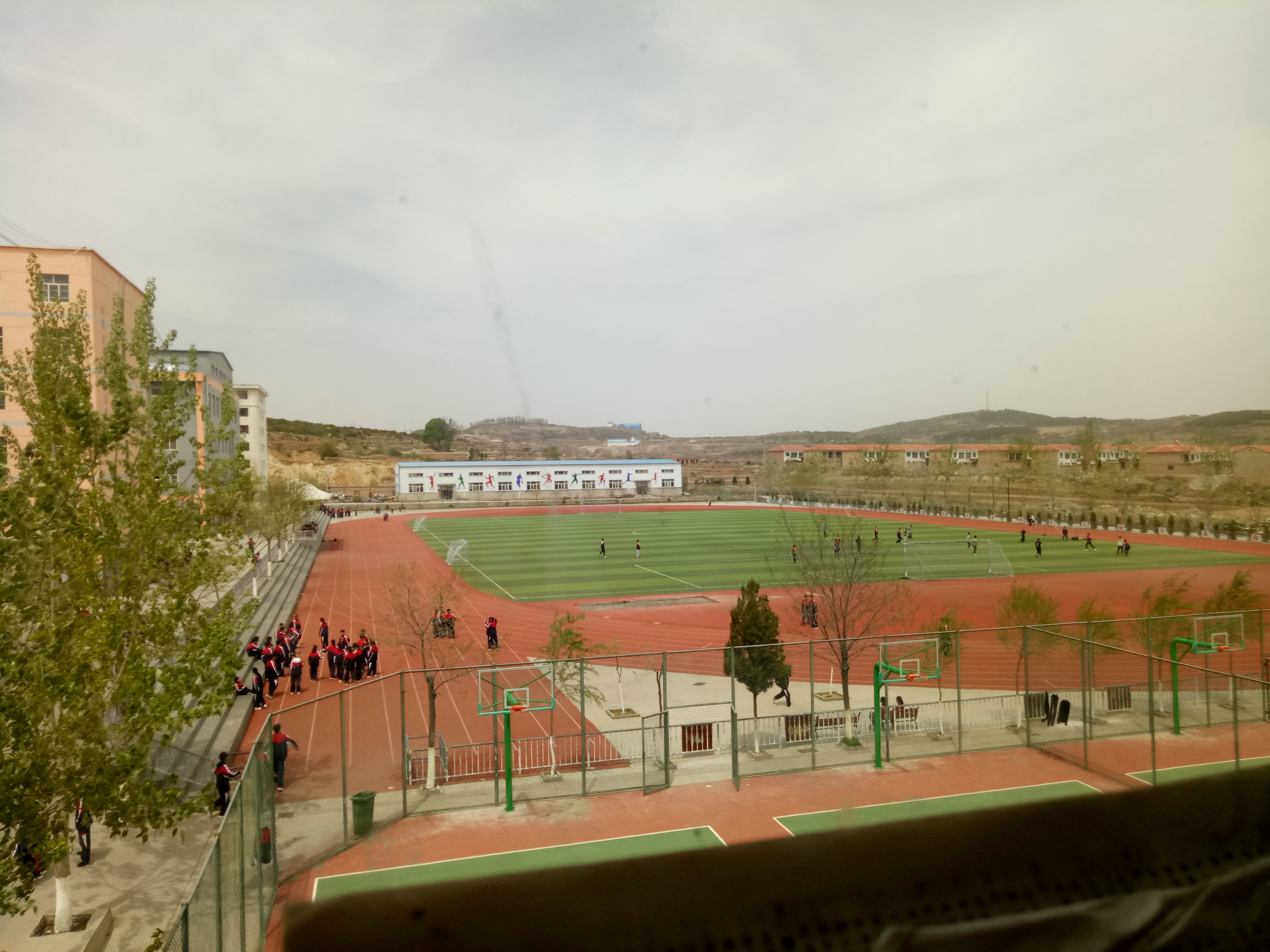 陵川三宝中学