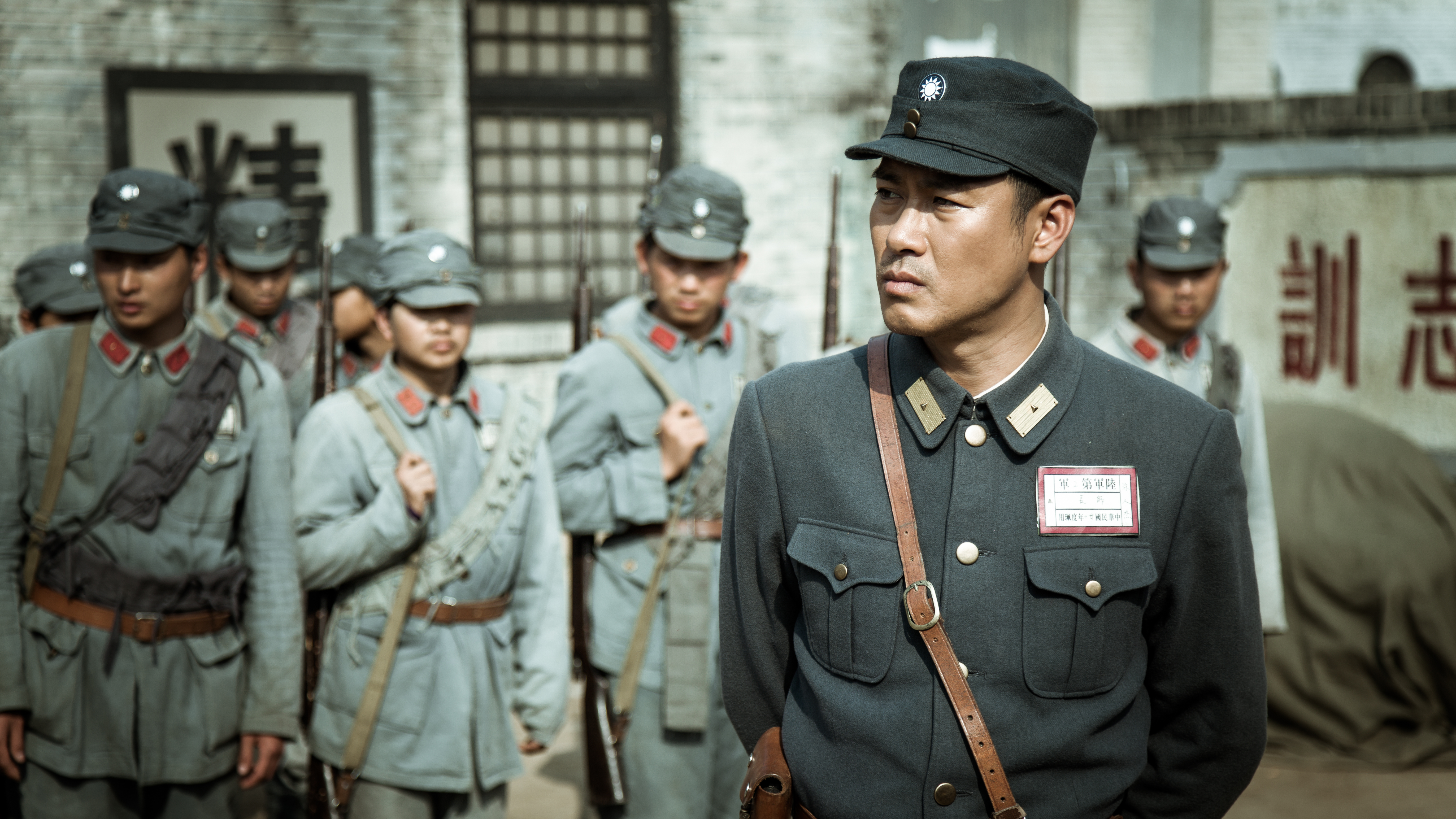  /p> p>2003在电视剧《 a target="_blank" href="/item/侠影仙踪