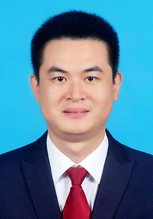  p data-id="sjg29i13x6cz">胡波,现任台州市仙居县皤滩乡副乡长 /p>