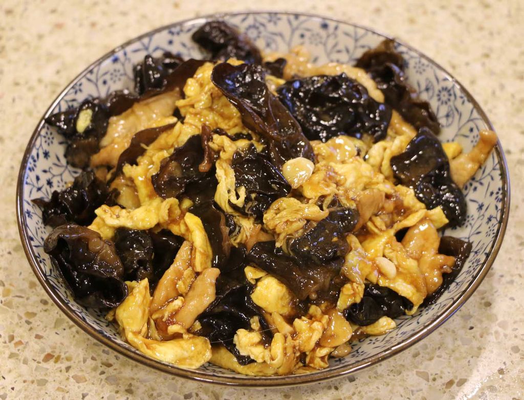  p>醋溜苜蓿是一道美味的 a href="#" data-lemmaid="10897939">菜肴 