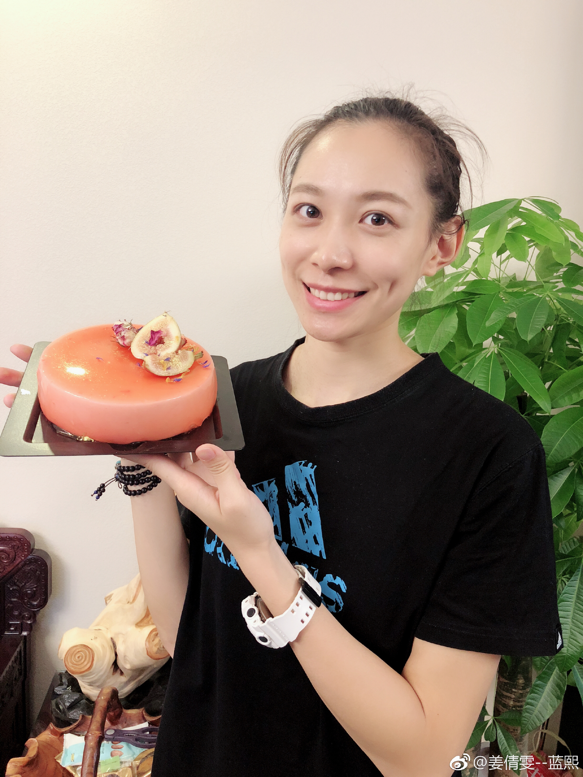 姜倩雯