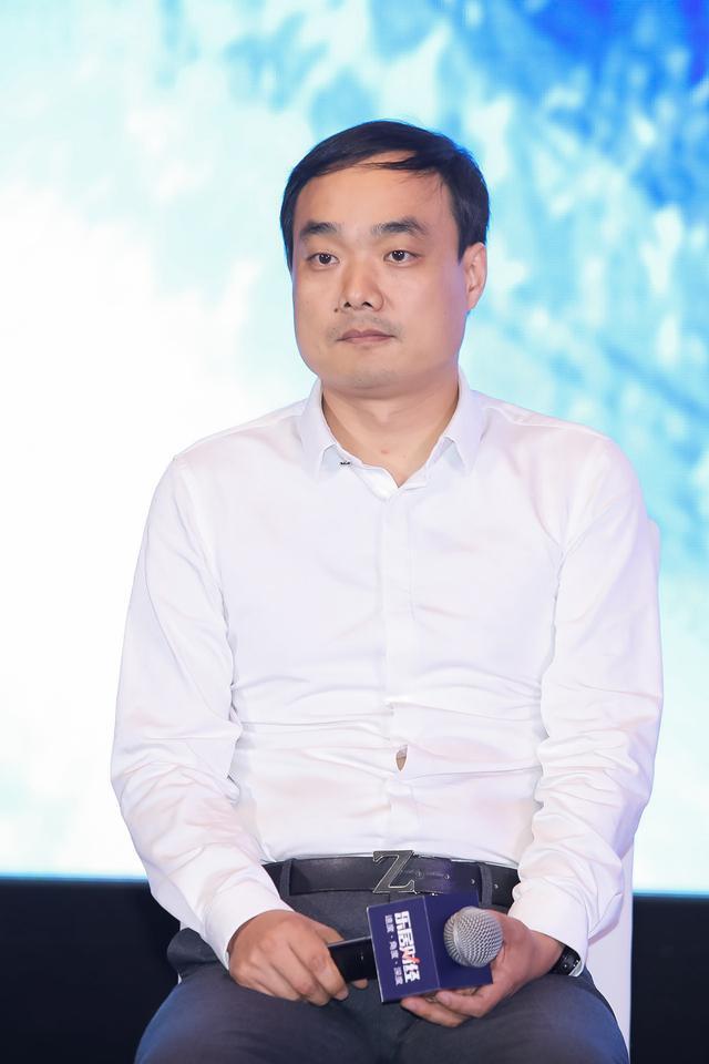蔡斌