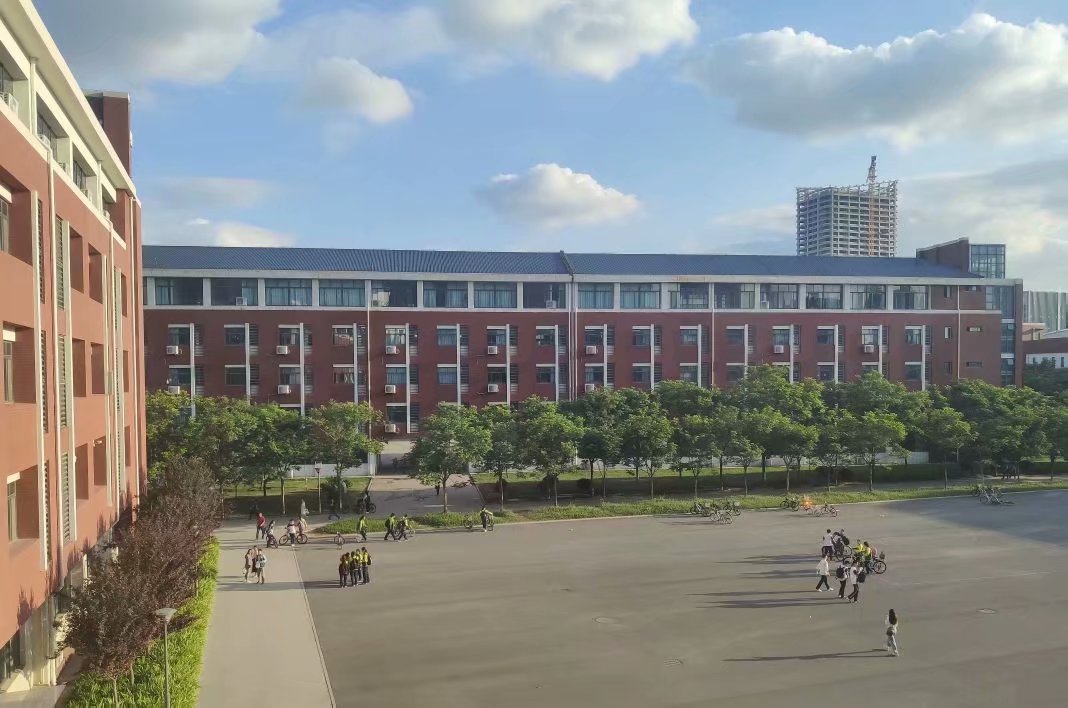 淄博市张店区第八中学