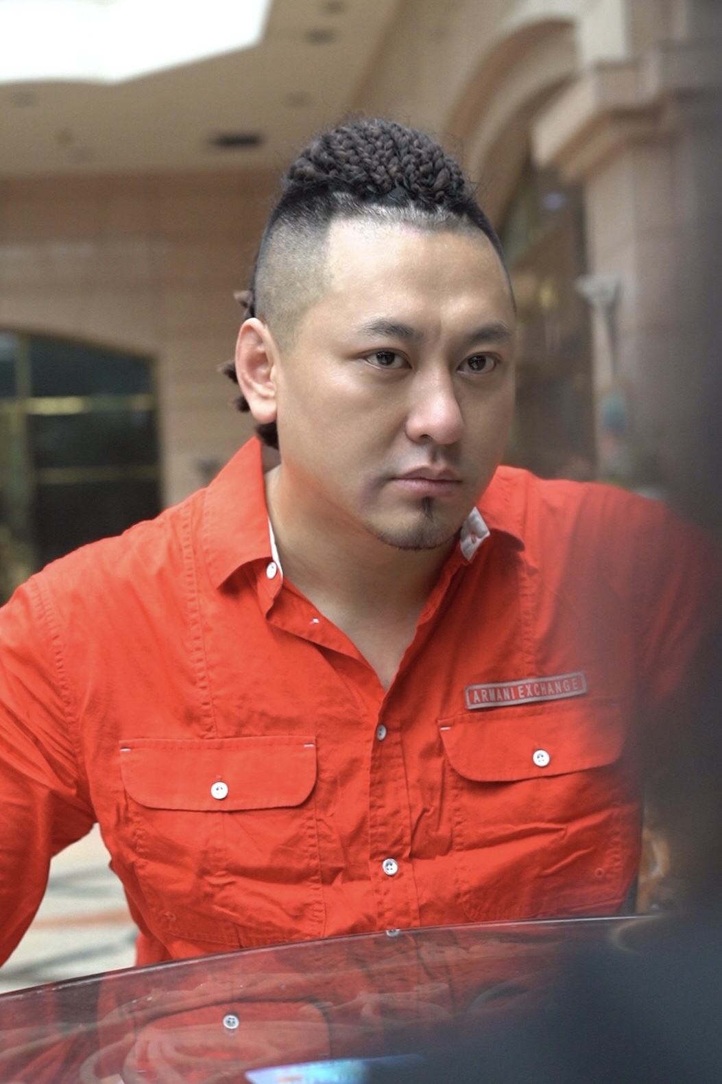  p data-id="t0vyvc7yauhf">杨震,汉族,中国内地男演员,毕业于上海