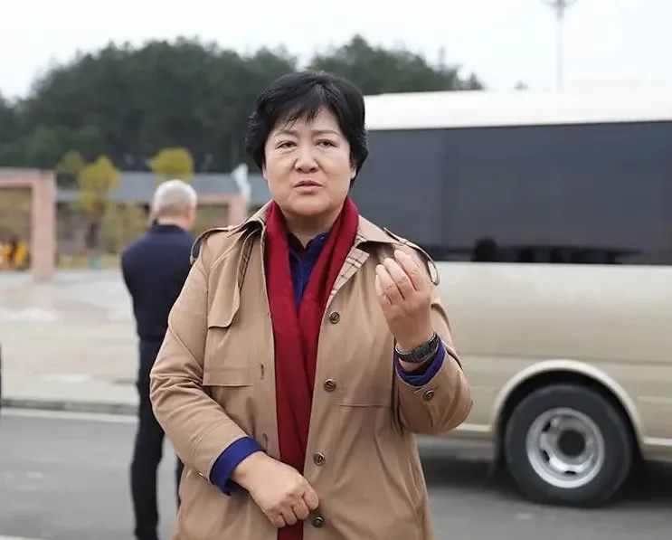 data-id="ttqesi4emtow">2024年6月,贵州省委办公厅原副主任陈丽萍(副