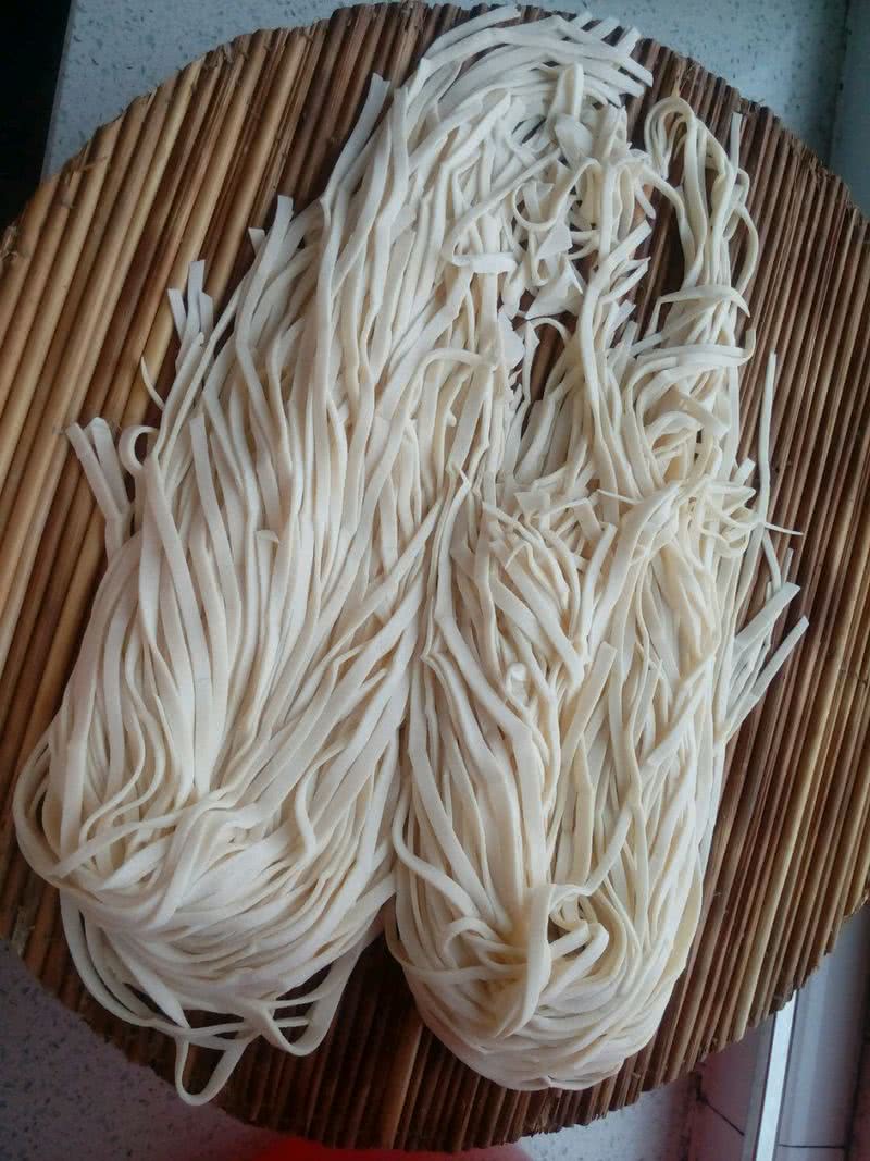 手擀面条
